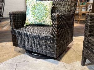 Ratana Biltmore Swivel Rocker Chair
